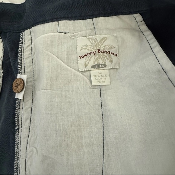 Tommy Bahama Shorts Men 42 Navy Relax 100% Silk Flat Front TB Logo Casual - Picture 7 of 9